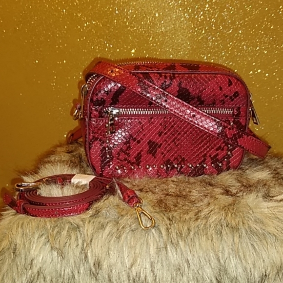 Belt bag - Picture 1 of 3